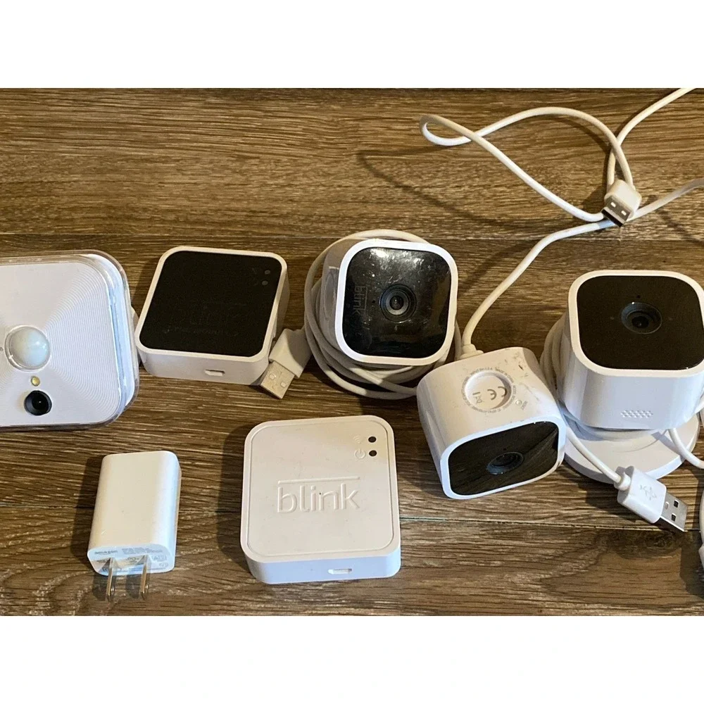 4 Blink Mini Plug-in Smart Security Surveillance Camera BCM00300U